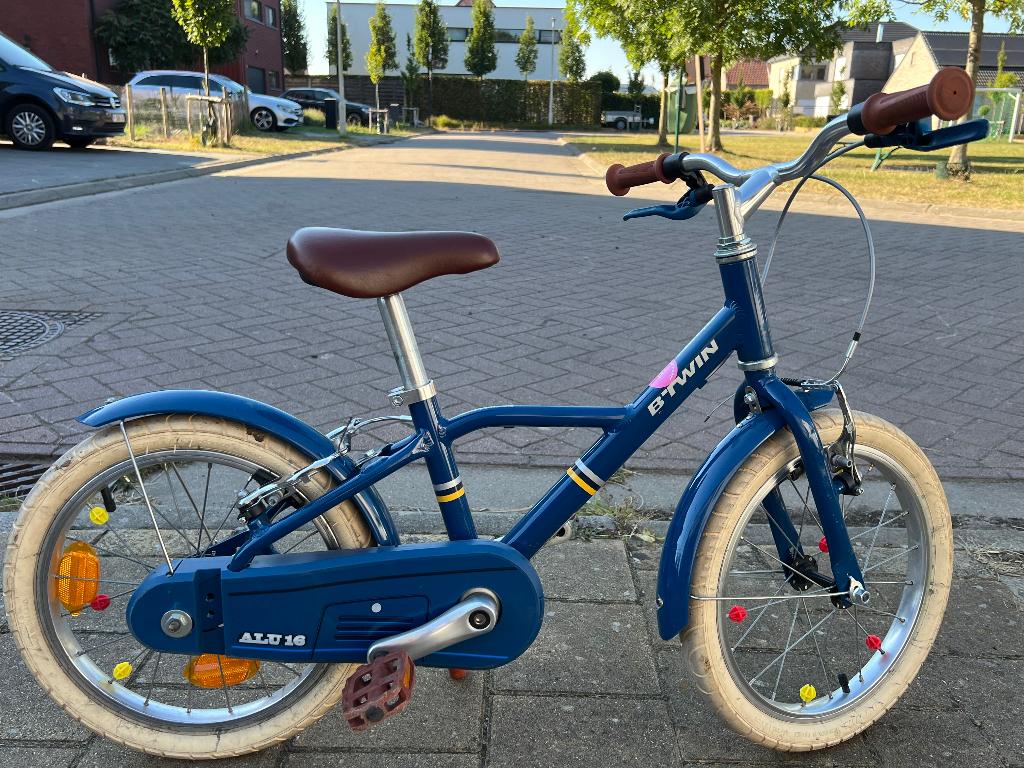 Kinderfiets blauw btwin 900 ALU City, Ophalen, Zo goed als nieuw, 16 tot 20 inch, B-twin