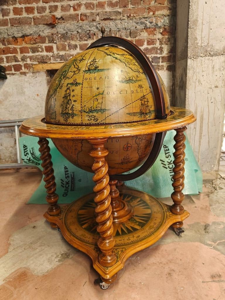 Retro Wereldbolbar XL, Ophalen