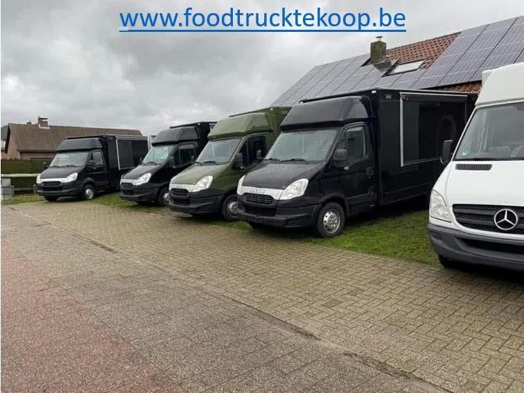 Foodtruck Iveco / Mercedes, Auto's, Overige Auto's, Particulier, Achteruitrijcamera, Diesel, Overige carrosserie, 4 deurs, Automaat