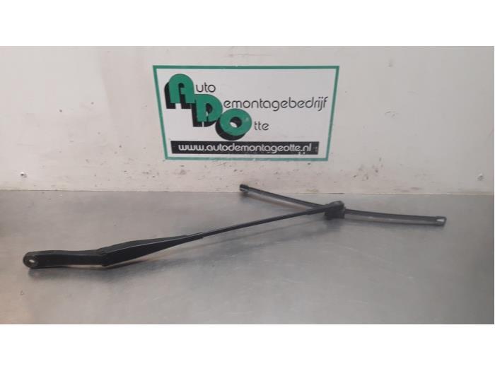 Ruitenwisserarm voor van een Opel Astra (Astra H 04-), Gebruikt, -, -, Opel