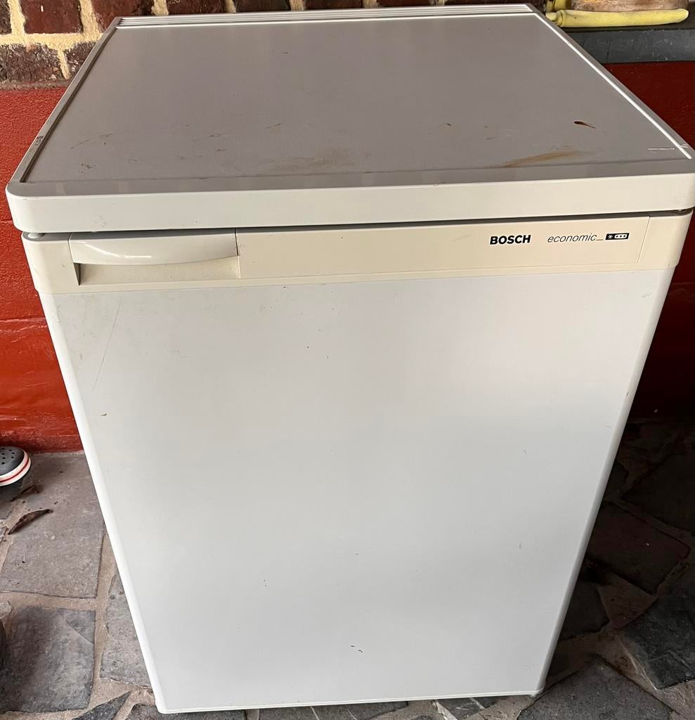Diepvriezer BOSCH 100 liter, Elektronische apparatuur, Vriezers en Diepvrieskisten, Gebruikt, Minder dan 85 cm, Minder dan 60 cm