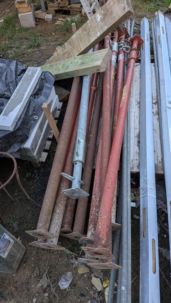 Lange bouwschoren, stippen, schoren, stempels, Enlèvement