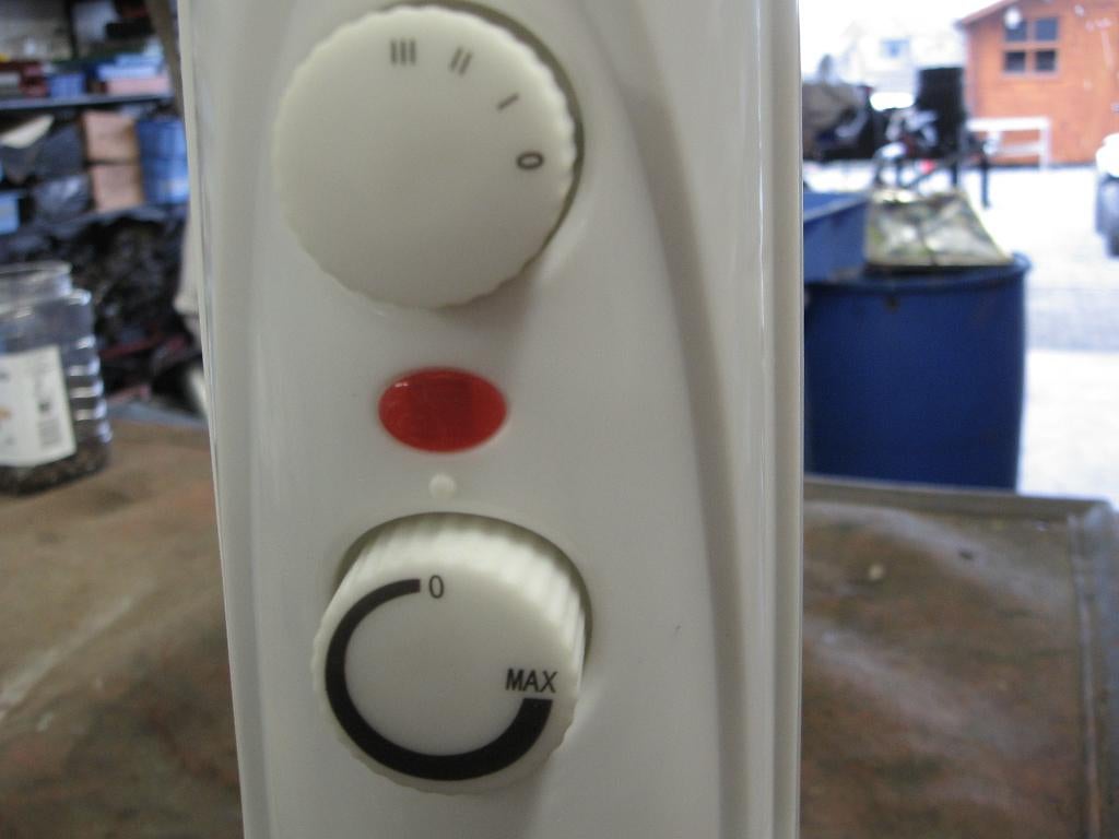 Chauffage électrique Warm TECH TC 2104 T 2000W, Bricolage & Construction, Chauffage & Radiateurs, Enlèvement, Comme neuf, 800 watts ou plus