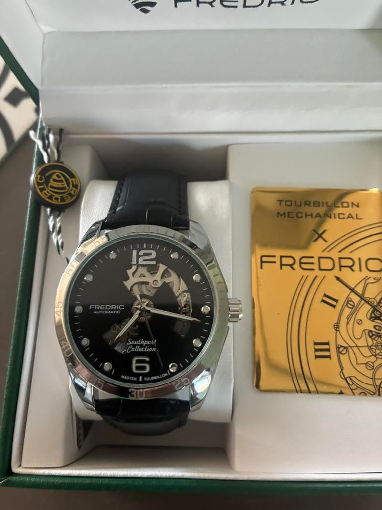 Montres neuves, Enlèvement ou Envoi, Neuf