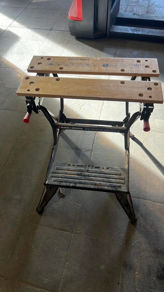 Workmate black en decker, Doe-het-zelf en Bouw, Werkbanken, Ophalen, Zo goed als nieuw