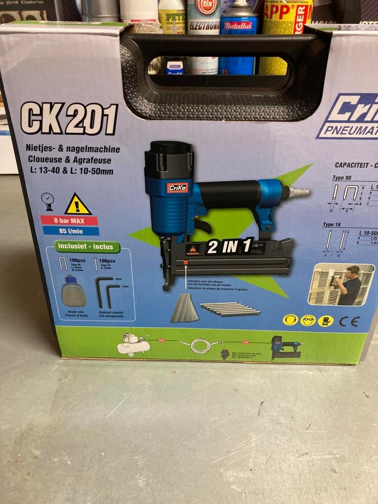 Nagelmachine pneumatisch nieuw, Bricolage & Construction, Enlèvement, Neuf