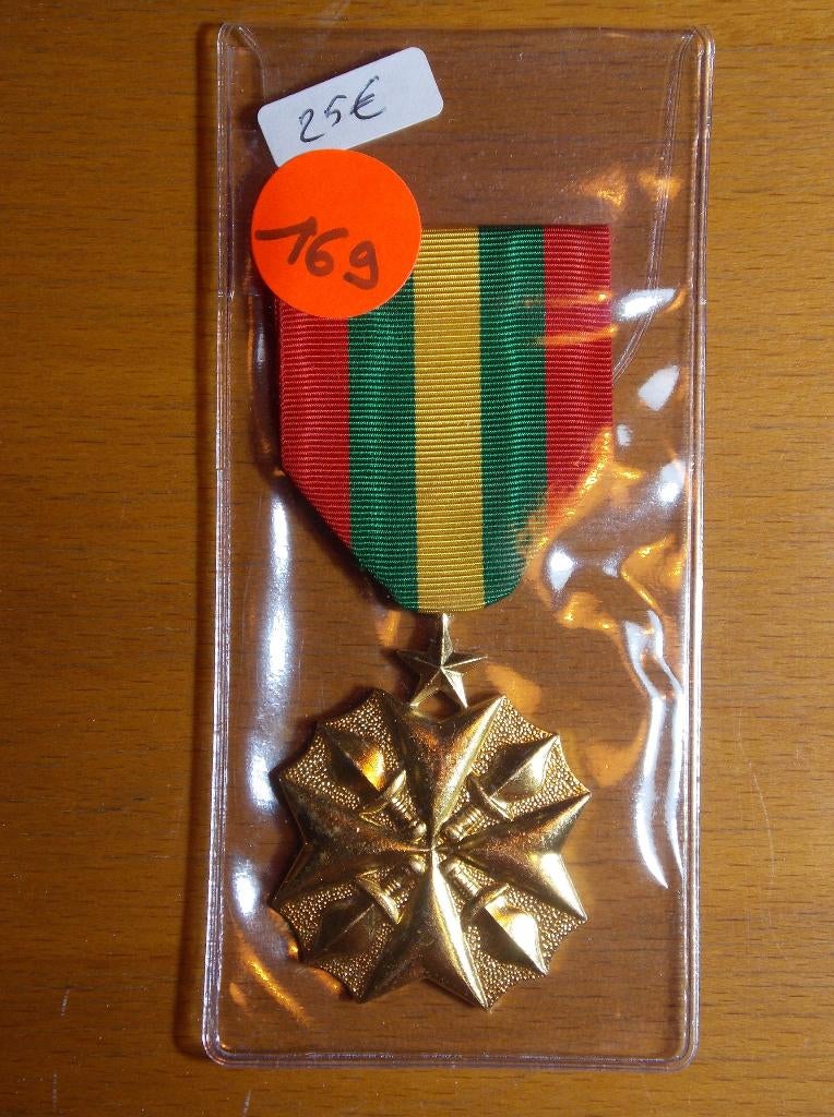 Médailles à vendre (H), Enlèvement ou Envoi, Armée de terre, Ruban, Médaille ou Ailes