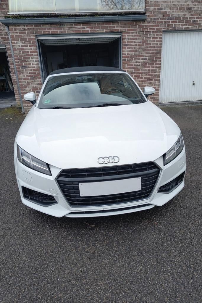 Audi TT 2.0 tdi ultra S Line
08/2015, Auto's, TT, Cabriolet, Wit, Leder