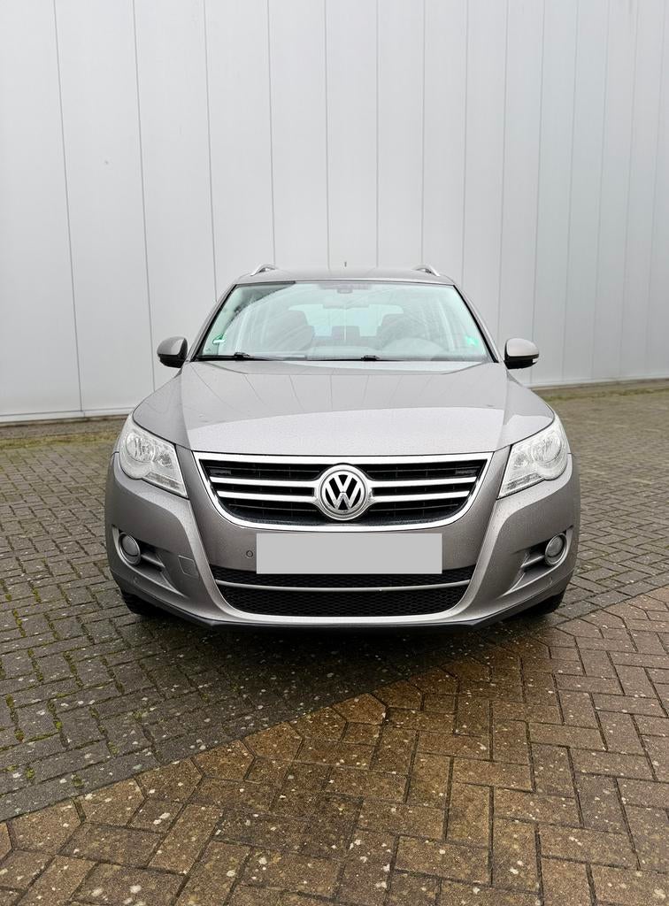 Volkswagen Tiguan Automaat 4x4, Auto's, Automaat, Euro 5, Zwart, Leder