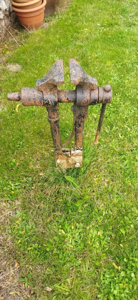 Antieke bankvijs, Ophalen