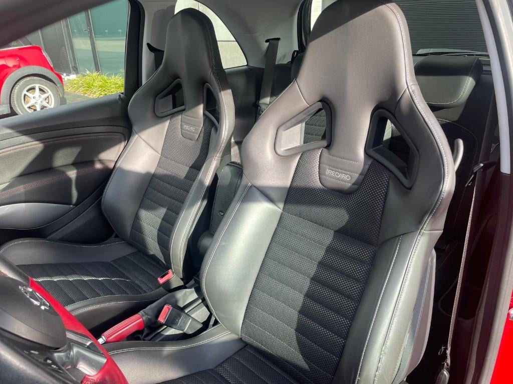 Opel Adam 1.4I Turbo S, Recaro zetels, Airco,150 PK,Garantie, Voorwielaandrijving, 4 zetels, ADAM, 139 g/km