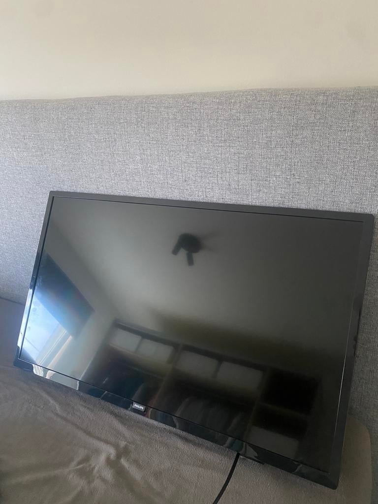Philips 32” Smart TV – Full HD – muurbeugel – geen poten, Audio, Tv en Foto, Televisies, Ophalen, Zo goed als nieuw, Philips