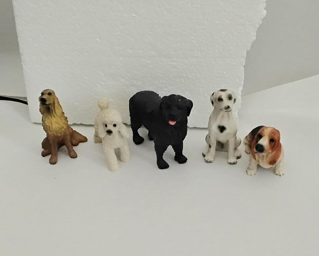 collections chiens en résine ( lot de 5 ), Enlèvement, Chien ou Chat, Statue ou Figurine