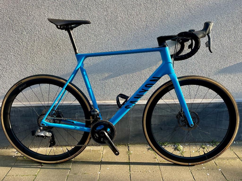 Canyon Ultimate CF SL 8 Disc Force AXS + Hunt 40 Carbon, Fietsen en Brommers, 28 inch, Gebruikt, 61 tot 65 cm, Meer dan 20 versnellingen