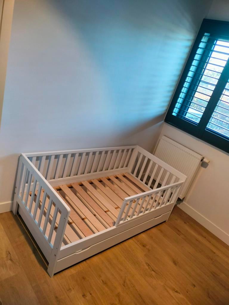 Peuterbed 'Plume' Petite Amelie incl. Hé Bamboo, Ophalen, 70 tot 85 cm, 140 tot 160 cm, Zo goed als nieuw