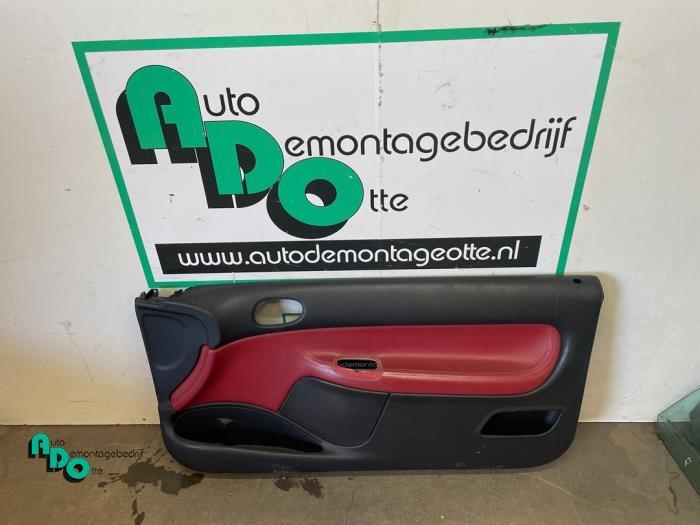 Revêtement portière 2portes droite d'un Peugeot 206 (206 9, -, 3 mois de garantie, Utilisé, -