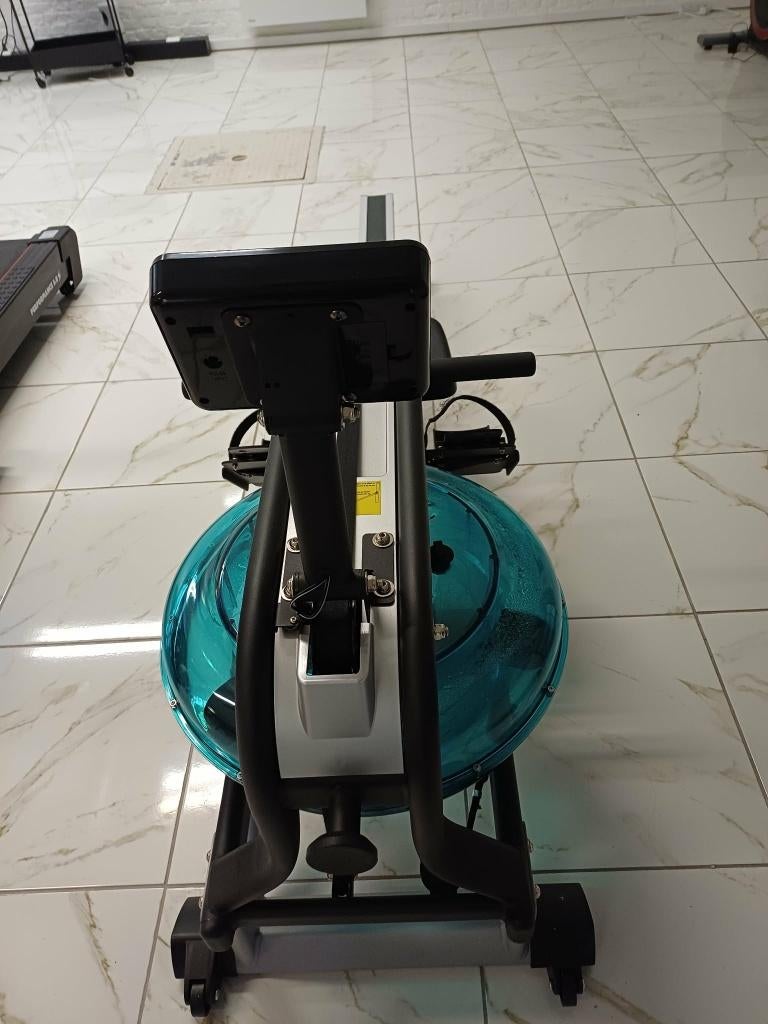 BH Fitness Cardiff R370 Water Roeitrainer, Sport en Fitness, Ophalen, Zo goed als nieuw, Roeitrainer