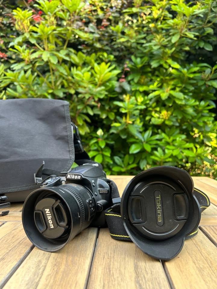 Boitier Nikon D3100 + objectifs, Enlèvement, Comme neuf, Reflex miroir, Nikon