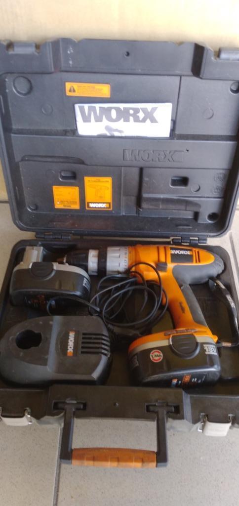 Perceuse visseuse WORX avec coffret, chargeur et 2 batteries, Bricolage & Construction, Outillage | Foreuses, Perceuse, Enlèvement ou Envoi