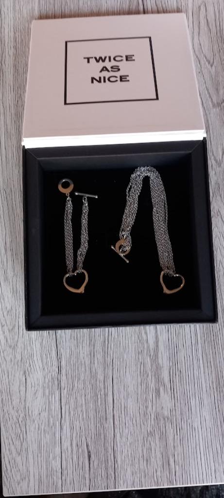Collier et bracelet Twice As Nice. Nouveau., Bijoux, Sacs & Beauté, Neuf, Enlèvement ou Envoi, Argent, Autres matériaux