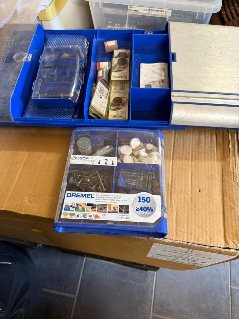 Lot d’accessoires dremel plus rangement, Bricolage & Construction, Enlèvement ou Envoi, Neuf