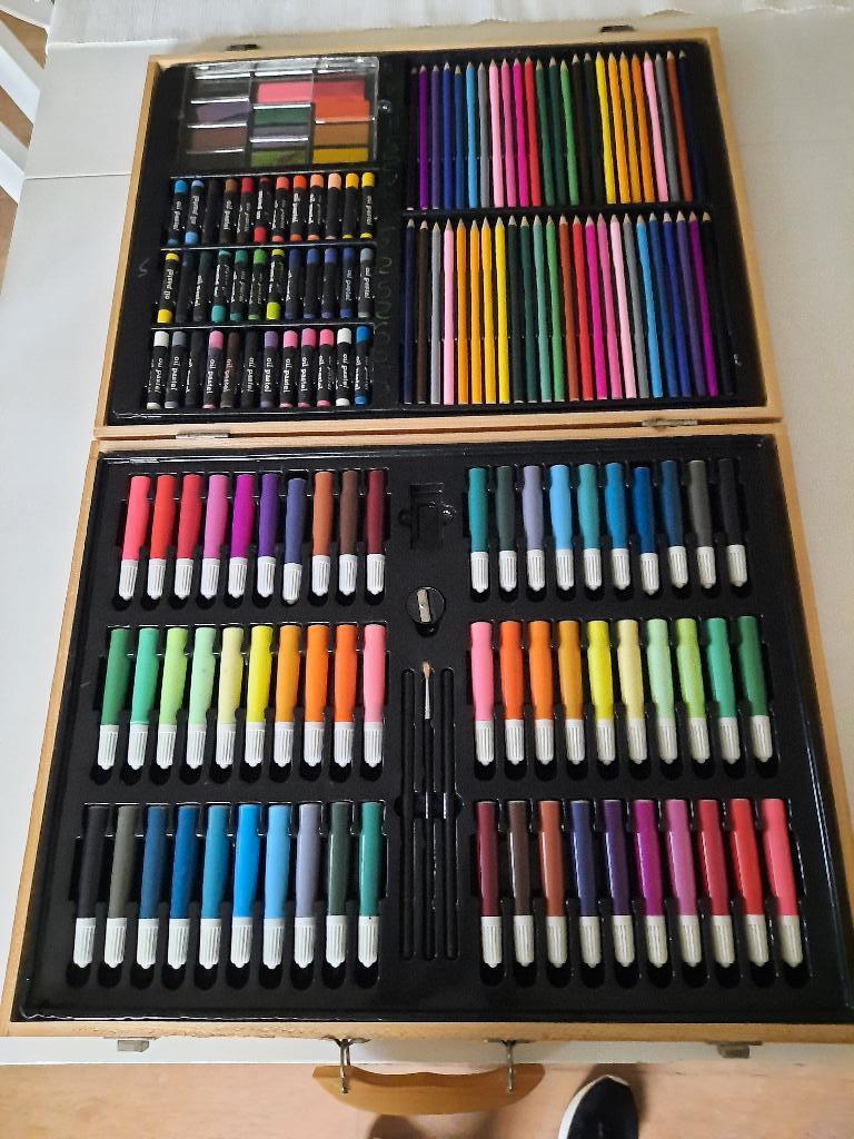 Tekendoos voor kinderen in houten koffer, Hobby en Vrije tijd, Tekenen, Zo goed als nieuw, Overige typen, Ophalen