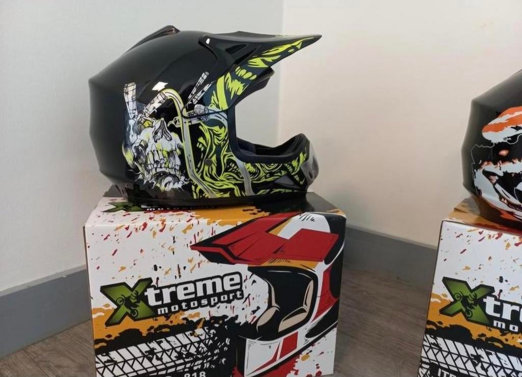 Nouveaux casques et casques pour les quads et les motos tout, Vélos & Vélomoteurs, Enlèvement ou Envoi, Neuf