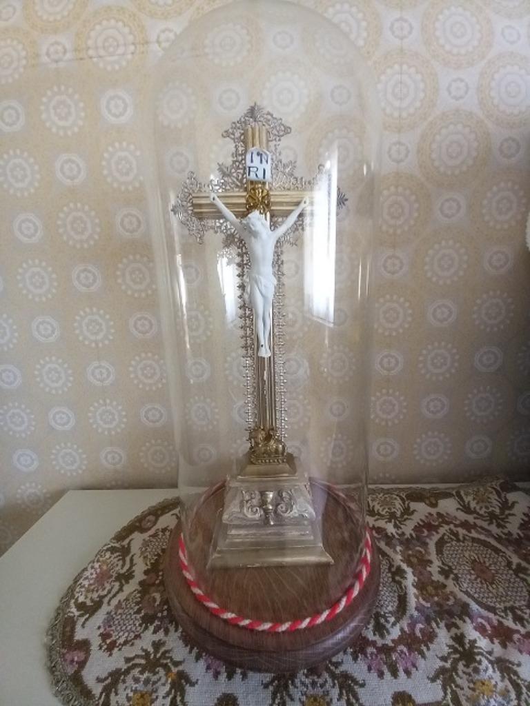 Crucifix onder Stolp, Antiek en Kunst, Ophalen