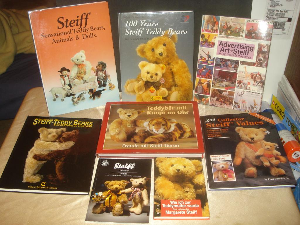 Lot de 8 Beaux Livres sur les Teddy Bears et Animaux STEIFF, Collections, Ours & Peluches, Enlèvement ou Envoi, Comme neuf, Autres types