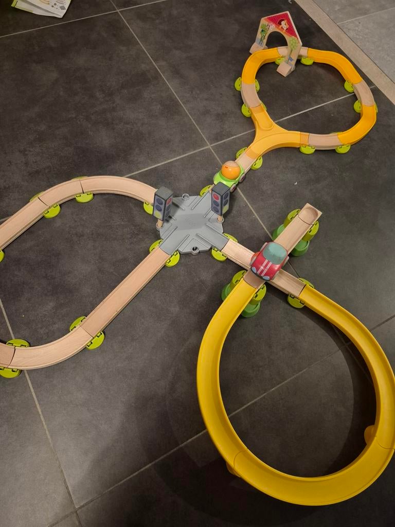 Piste en marbre en bois Kullerbü Haba, Enfants & Bébés, Jouets | Jouets en bois, Comme neuf, Autres types, Enlèvement