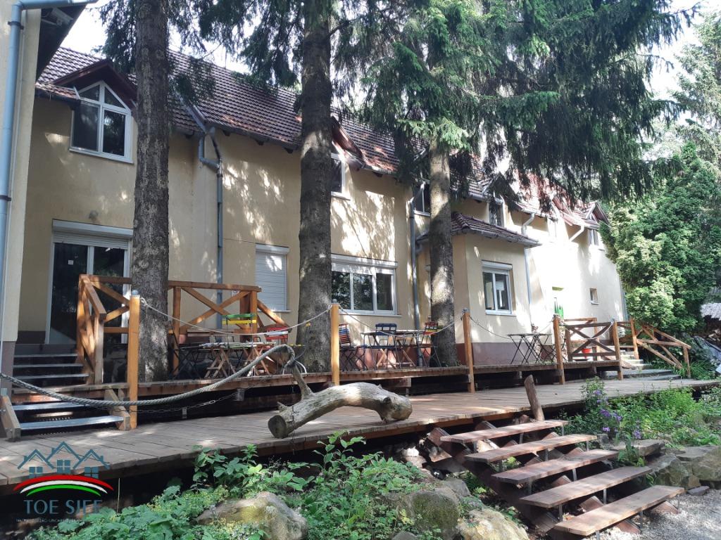 Te koop in Hongarije - Mátraszentimre (idn241015), 10 kamers, Dorp, Overige soorten, 330 m²