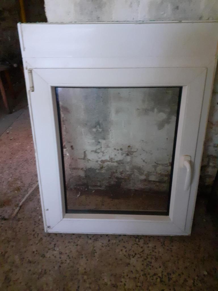 CHASSIS BLANC KÖMMERLING, Comme neuf, Fenêtre de façade ou Vitre, Enlèvement, Double vitrage