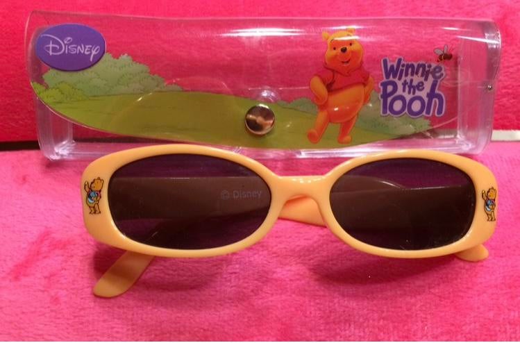 Lunettes de soleil Winnie L'ourson avec sac, Enfants & Bébés, Enlèvement ou Envoi, Comme neuf