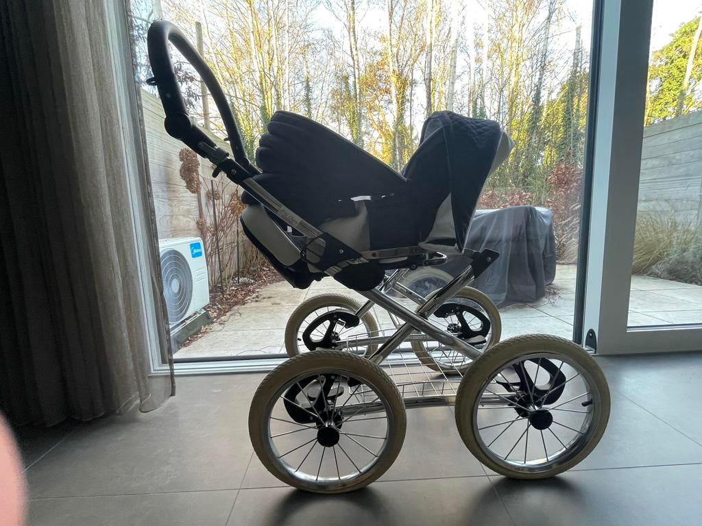 P'tit chou retro kinderwagen, Enfants & Bébés, Autres marques, Avec siège auto, Enlèvement, Utilisé