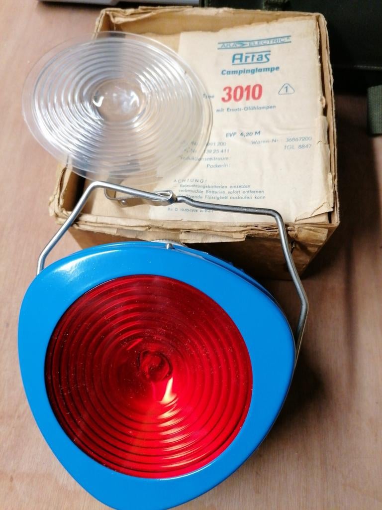 Lampe camping vintage., Enlèvement ou Envoi, Comme neuf