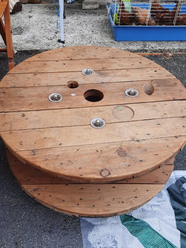 Table touret basse sur pieds en fer, Jardin & Terrasse, Enlèvement