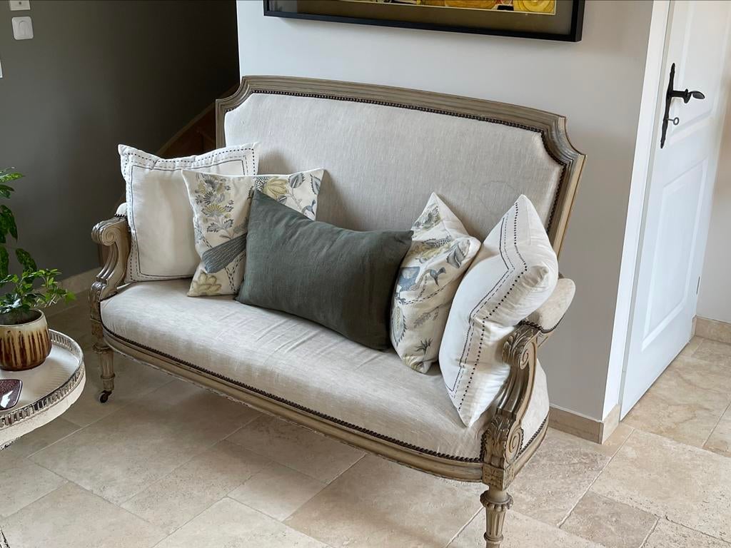 Napoleon III bank uit die periode in zeer goede staat, Ophalen