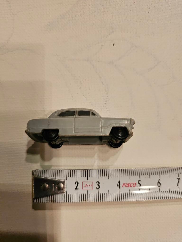 Vintage miniature Marklin ho 1.87 ème Ford., Envoi