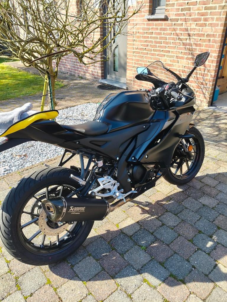 Yamaha R125 2025, Motos, 125 cm³, Éclairage LED, 12 à 35 kW, 1 cylindre