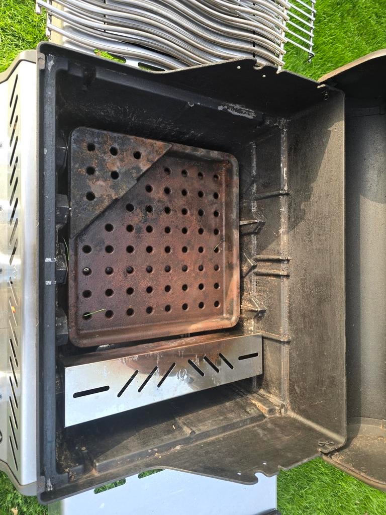 Napoleon Rogue 425 SIB met Sizzle Zone + Veel Extra’s!, Tuin en Terras, Ophalen, Napoleon Rogue 425