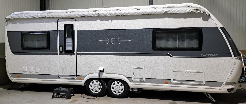 HOBBY PRESTIGE 620 CL, Caravans en Kamperen, Caravans, Particulier, tot en met 5, Rondzit, Hobby, 2 aparte bedden, Queensbed, 6 tot 7 meter