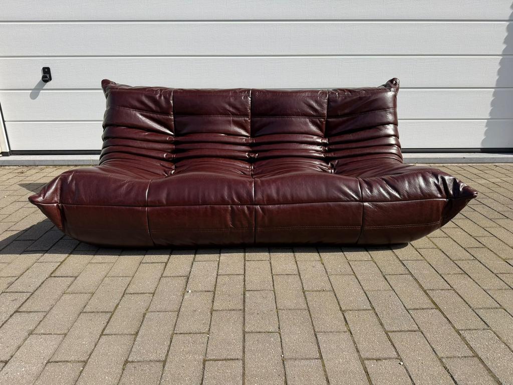 Siège 3 pl Togo avec pouf en cuir vintage marron châtaigne, Maison & Meubles, Canapés | Salons, Enlèvement ou Envoi