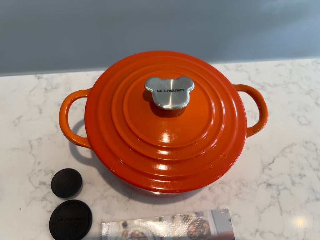 Vintage Le Creuset 16 cm Flame in heel goede staat, Gietijzer, Ophalen of Verzenden, Zo goed als nieuw, Keramische plaat