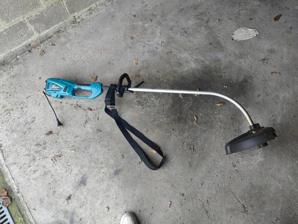 Tondeuse à gazon électrique Makita UR3501 (1000 W), Jardin & Terrasse, Débroussailleuses, Enlèvement, Comme neuf