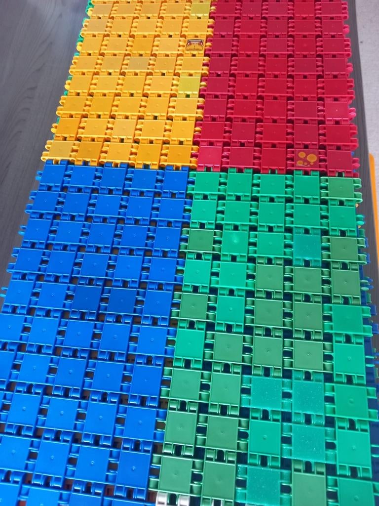 Clics in mooie staat voor 200 stuks 12 euro, Kinderen en Baby's, Speelgoed | Duplo en Lego, Ophalen