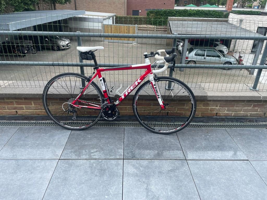 Vélo de route Trek 2.3 avec Shimano 105 (3 x 10 vitesses), Vélos & Vélomoteurs, Vélos | Vélos de course, Autres marques, 49 à 53 cm