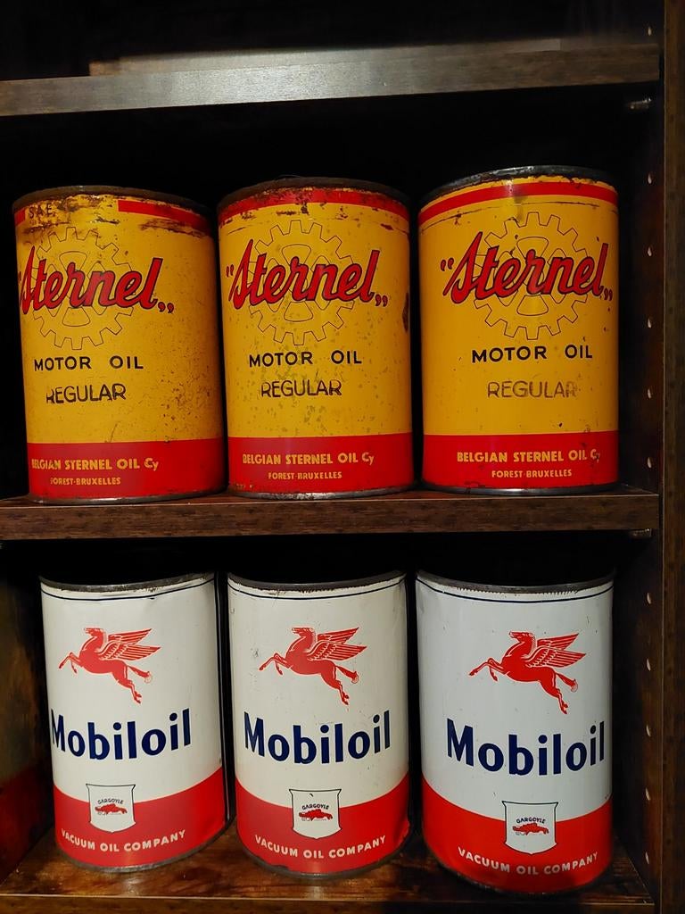 Olieblikken " Sternel 1950 " en "Mobiloil 1930 - 50 ", Collections, Enlèvement