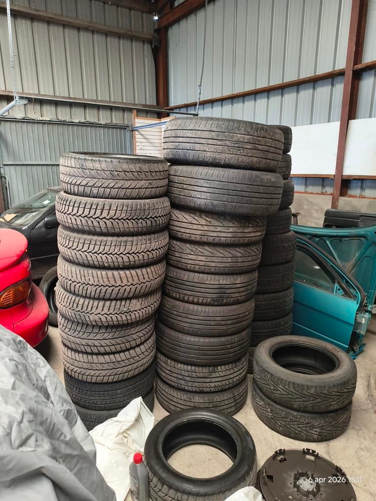 GRATIS oude banden, Auto-onderdelen, Banden en Velgen, Ophalen, Band(en)