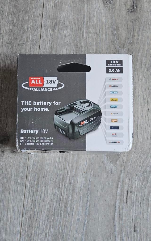 Batterie 18 V Bosch, alimentation 3 Ah pour tous, neuve dans, Bricolage & Construction, Enlèvement ou Envoi
