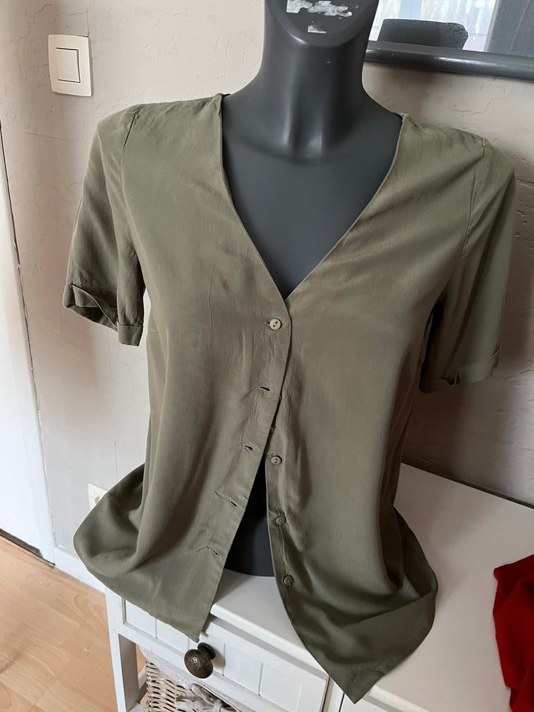 Khaki bloesje van Pieces maat S nieuwstaat, Kleding | Dames, Ophalen of Verzenden, Zo goed als nieuw, Maat 36 (S)